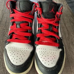 Jordan Kids Black and Red Sneakers